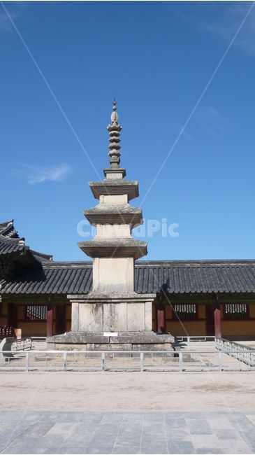 석가탑,불국사,경주,석탑,절,사찰,한국전통,한국문화,korean traditional,korean culture,랜드마크,landmark,tourist attraction,한국랜드마크,한국관광지,한국명소,korea landmark,korea tourist attraction,조각상,동상,석상,조형물,statue,bronze statue,stone statue,종교,신앙,religion,belief,faith,건축물,건물외관,exterior,building,structure,architecture,construction