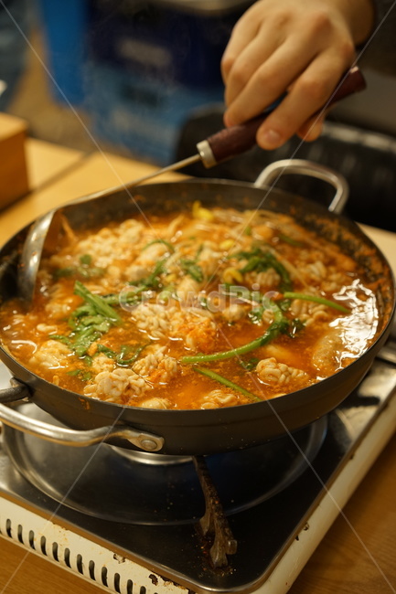 내장탕,알탕,한식,한국음식,국물요리,국물,찌개,탕요리,음식,식재료,요리,food,cook,meal,dishes,food reserves,한식,한국음식,한국요리,korean food,korean dishes,korean meal,korean cook