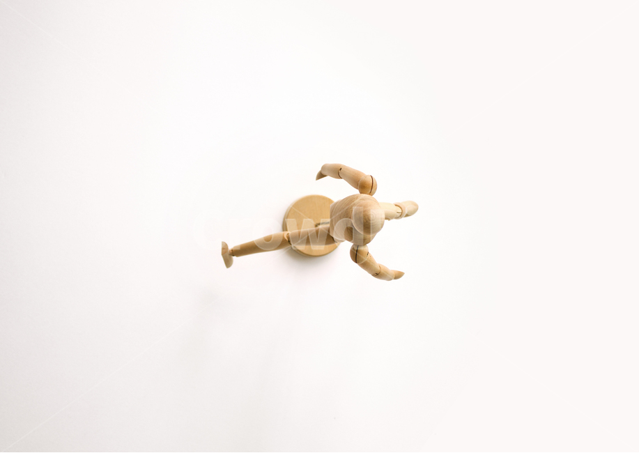 인형,마네킹,모형,나무,우드,우든,더미,팔벌린,다리벌린,뛰기,동작,나무인형,흰배경,앞모습,목각,목각인형,탑,탑뷰,탑앵글,걷기,워크,걸어가는,관절인형,사물,물건,오브젝트,thing,object,matter