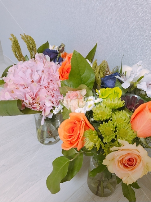 플라워,꽃병,꽃다발,꽃,장미,수국,국화,백합,기념일,꽃,flower,실내용화초,화분,화초,house plant