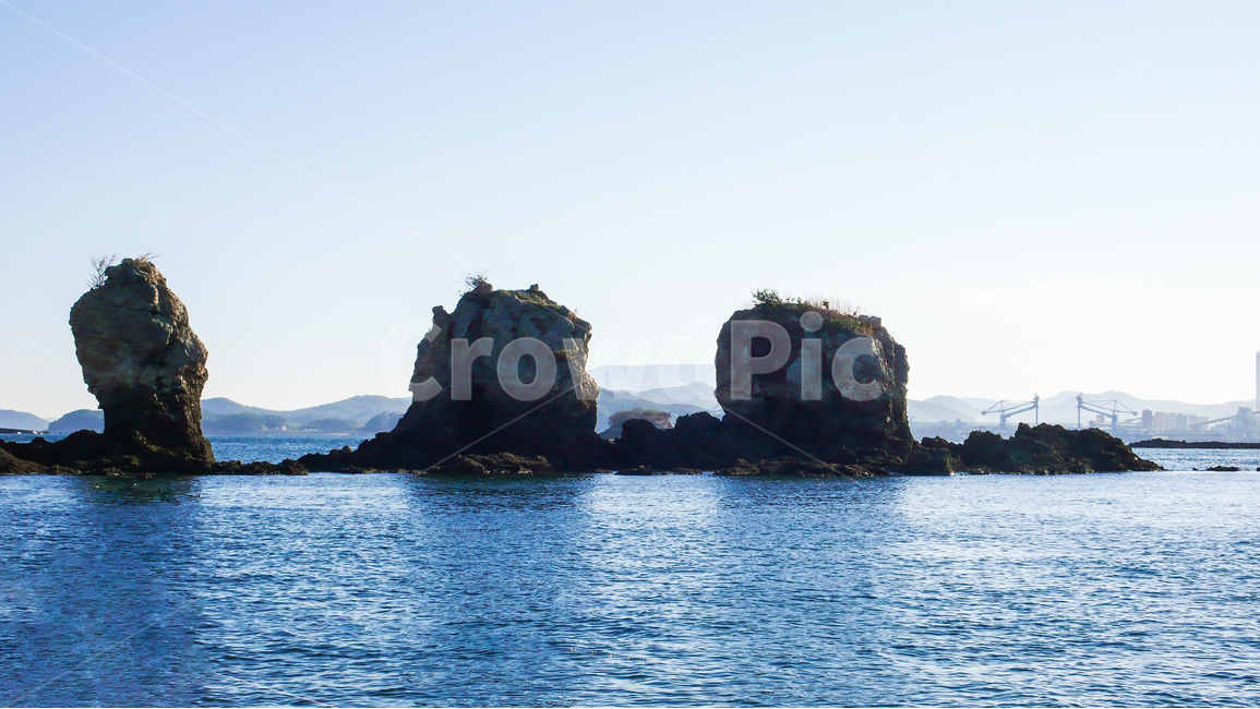 바다,섬,island,푸르름,바위,썰물,물,자연,풍경,nature,landscape,outdoors,옥외,land,땅,sea,water,ocean,대양,shoreline,해안선,coast,연안