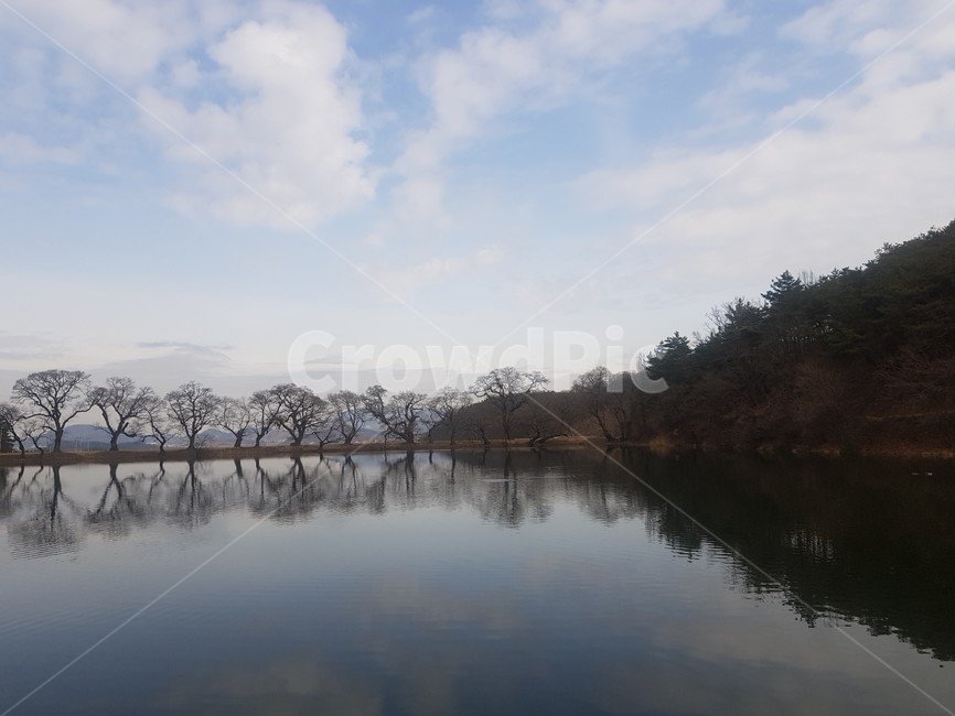 산,하늘,물,구름,연못,나무,풍경,배경