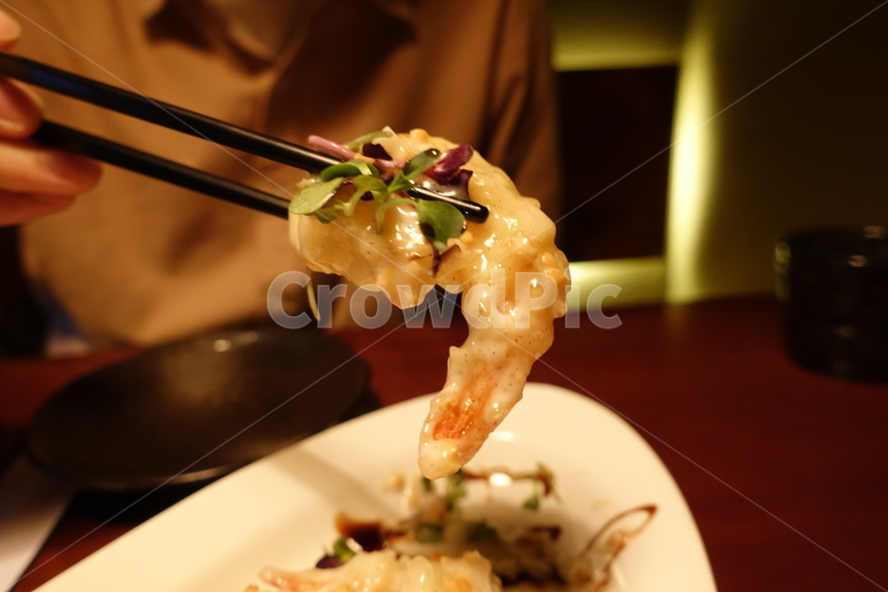 안주,크림새우,새우,브로콜리,레몬,접시,튀김,음식,식재료,요리,food,cook,meal,dishes,food reserves,수산물,해산물,fishery products,seafood,중식,중국음식,중화요리,chinese food,chinese dishes,chinese meal,chinese cook