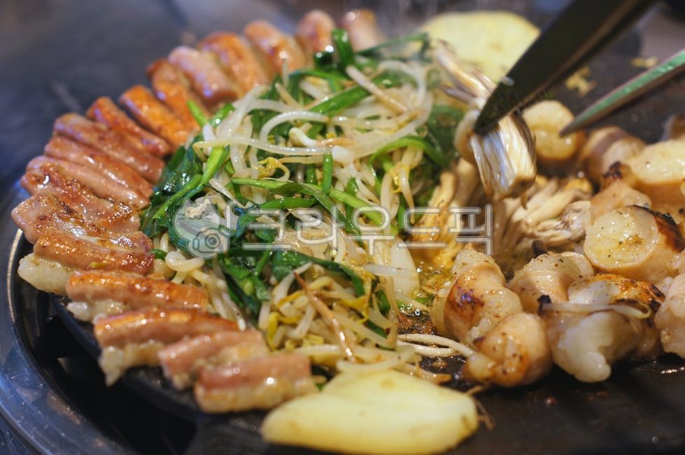 대창,bigintestines,intestines,소곱창,곱창구이,모듬곱창,chitterlings,beefsmallintestine,assortedintestines,bbqintestines,bbqmeat,생고기,rawmeat,rawbeef,막창,beefintestines,rectum,막창구이,grilledintestines,구이,grill,bbq