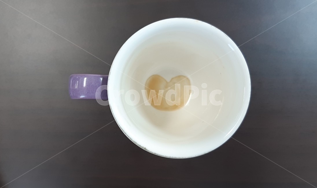 커피잔,머그잔,하트,하트모양,커피잔상