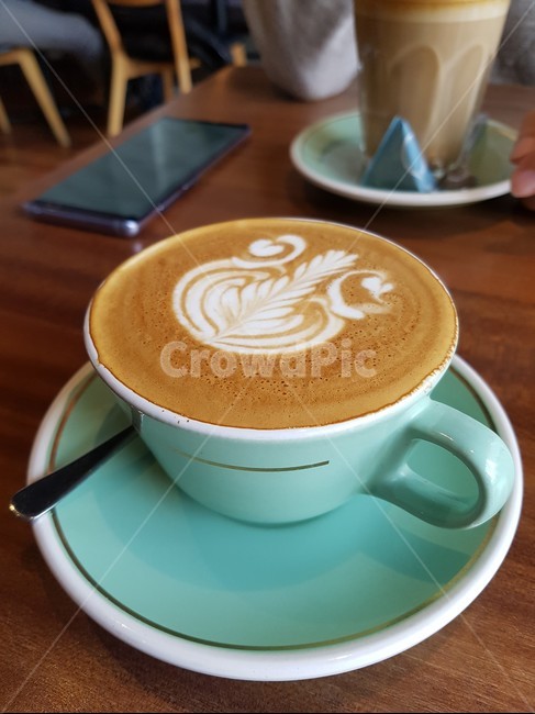 커피,차,카페,까페,플랫화이트,라떼,라떼아트,바리스타,여유,휴식,만남,테이블,커피잔,찻잔,거품,카페인,coffee,tea,cafe,flatwhite,latte,latteart,barista,breaktime,meeting,table,coffeecup,teatime,티타임,caffeine,카푸치노,cappuccino,아로마,aroma,작은행복,소소한행복,smallhappiness,커피,카페,coffee,cafe