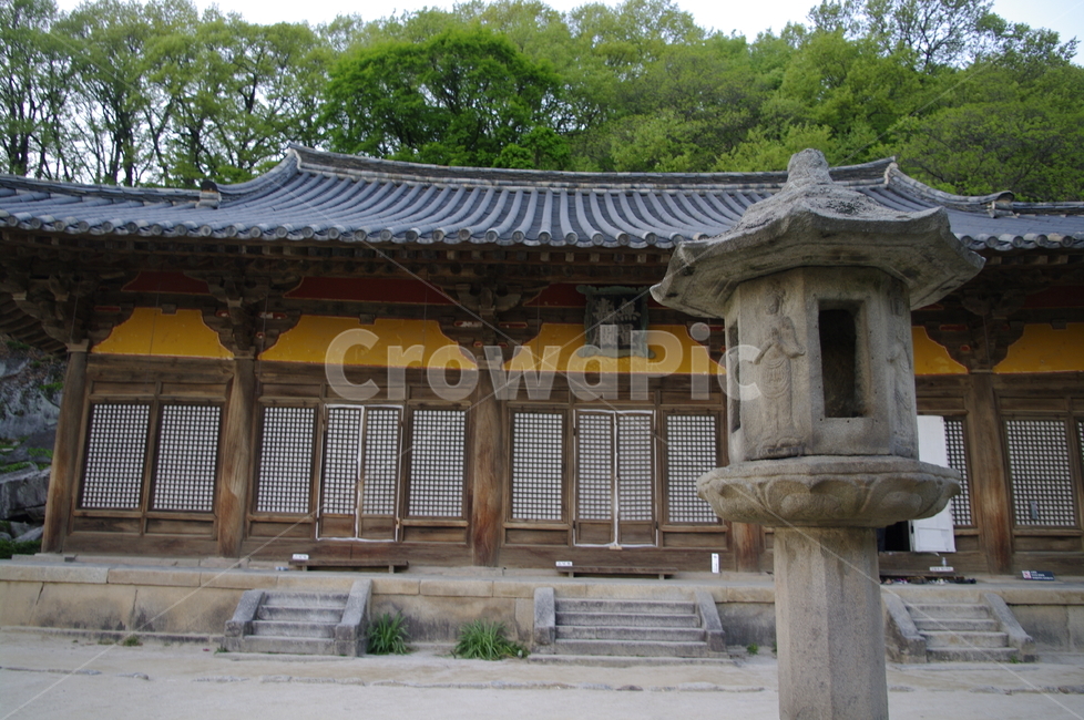 무량수전,국보,안양루,부석사,사찰,건축,전통건축,traditional,전통,기와지붕,석탑,한국전통,한국문화,korean traditional,korean culture,종교,신앙,religion,belief,faith