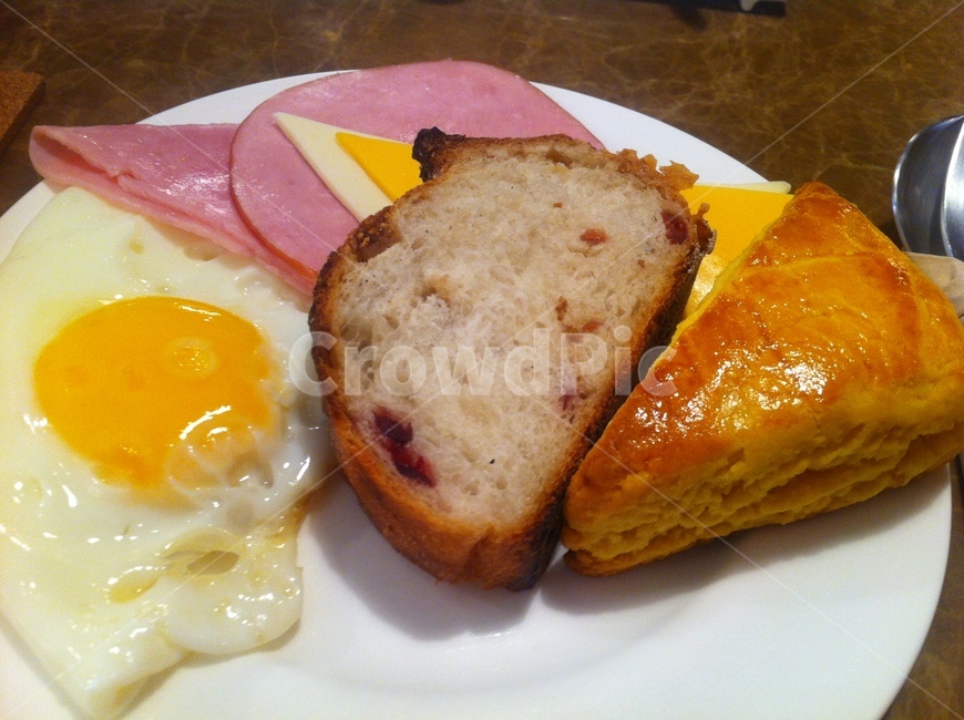 food,음식,bread,빵,egg,스콘,계란후라이,조식