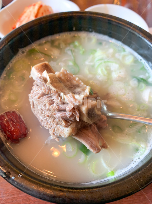 설렁탕,한국음식,해장국,대파,대추,요리,음식,수프그릇,식사,사발