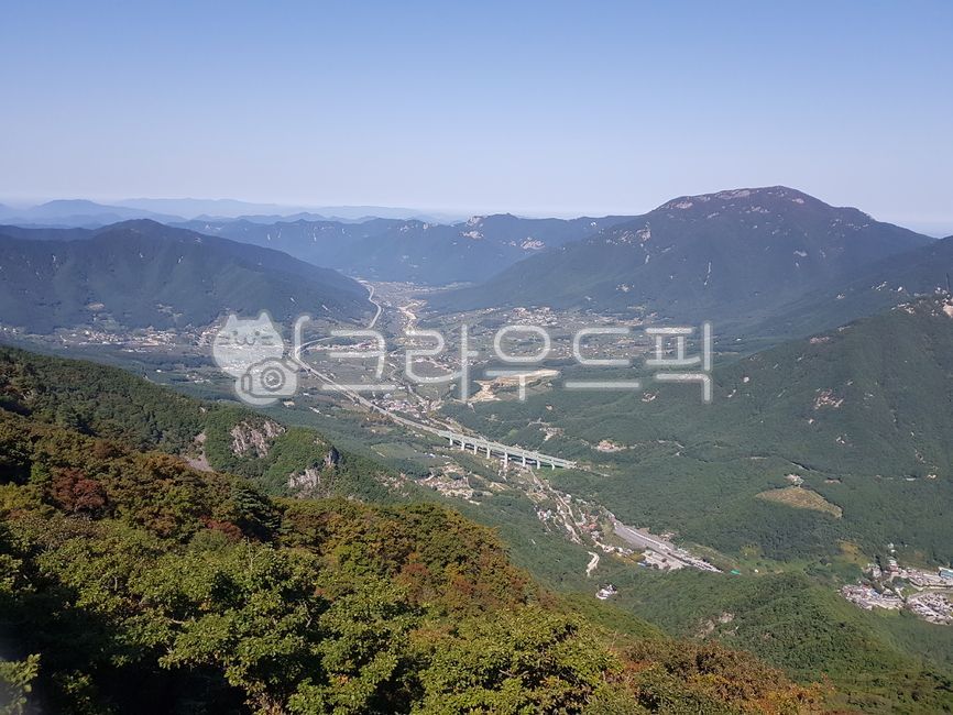 밀양,얼음골,밀양케이블카,가을산,도시전경,자연,산