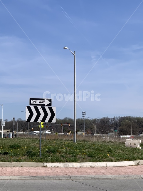 roadsign,도로표지판,sign,기호,symbol,상징,방향,oneway