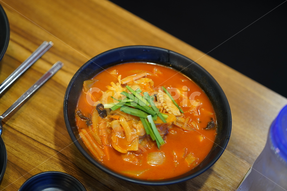 중국집,dish,요리,식품,사발,bowl,중식,짬뽕,국물,면요리,식사,meal,음식,식재료,요리,food,cook,meal,dishes,food reserves,중식,중국음식,중화요리,chinese food,chinese dishes,chinese meal,chinese cook