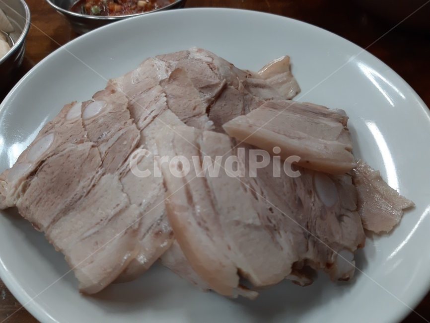 수육,돼지수육,육류,음식,찬음식,음식,식재료,요리,food,cook,meal,dishes,food reserves,육류,고기,meat,한식,한국음식,한국요리,korean food,korean dishes,korean meal,korean cook