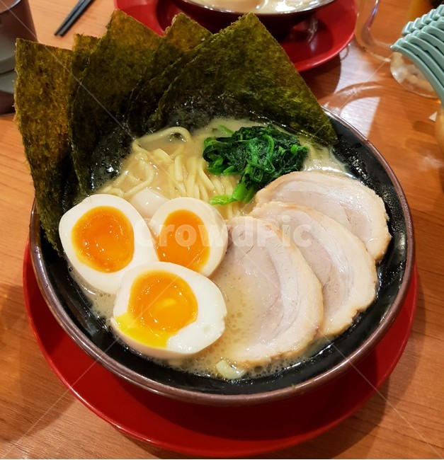 라멘,돈코츠라멘,일본라멘,일본음식,일식,food,japanesefood,noodles,cook,음식,차슈,타마고,반숙계란,점보라멘,면요리,면류,일본식당,라멘집,일본요리,japanesecook,돈코츠