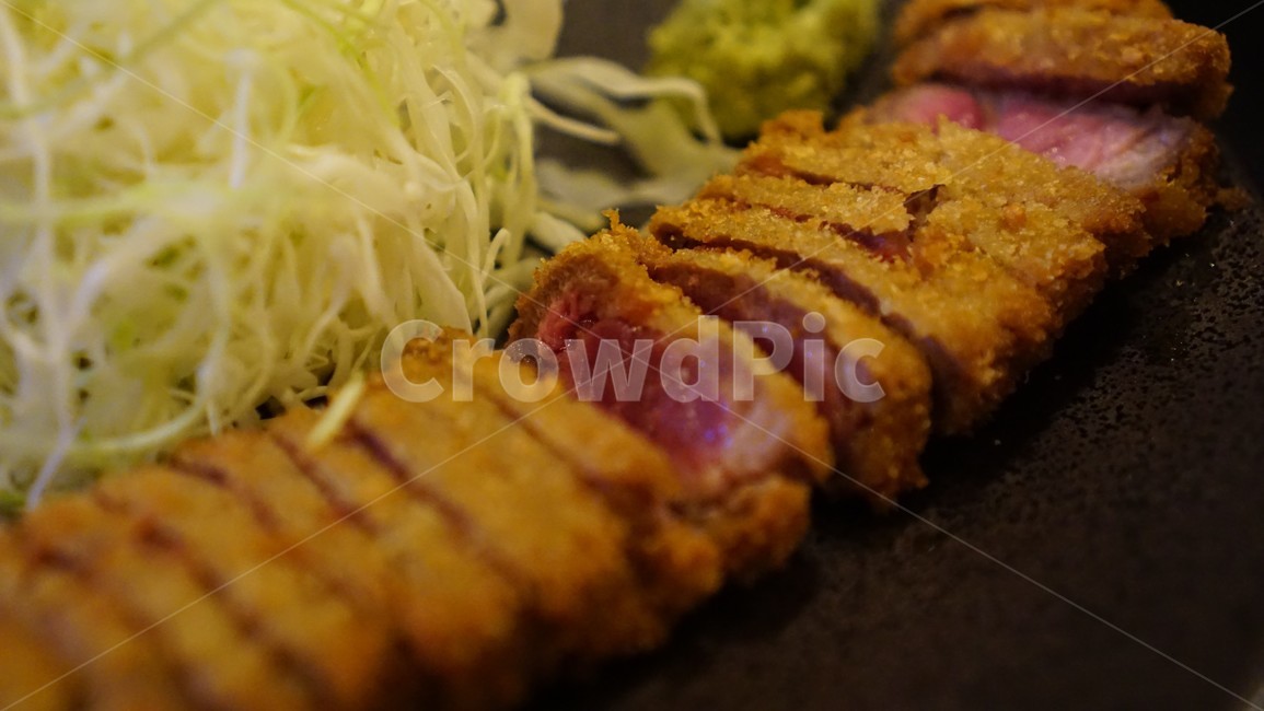 규카츠,beef,beefcutlet,일본음식,양배추,cabbage,일식,japanesefood,food,delicious,japan,음식,식재료,요리,food,cook,meal,dishes,food reserves,육류,고기,meat,일식,일본음식,일본요리,Japanese food,Japanese dishes,Japanese meal,Japanese cook