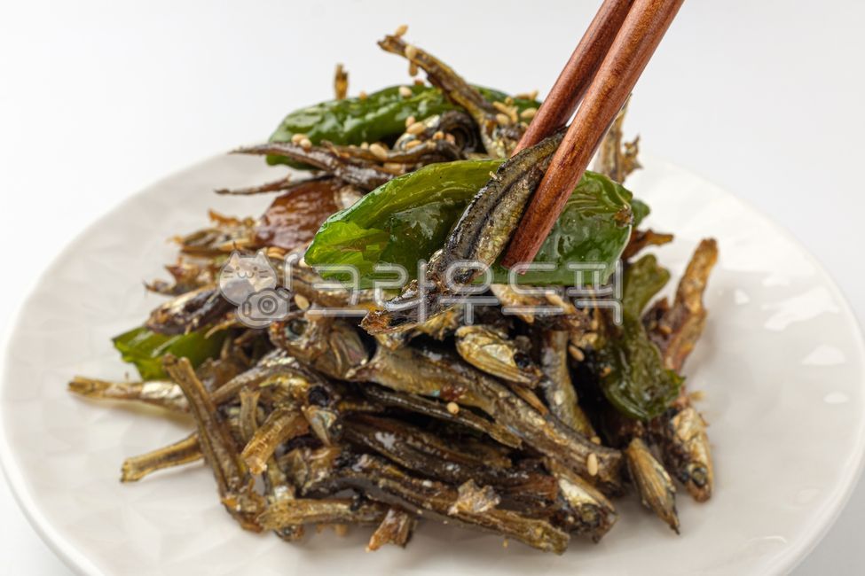seafood,close up,ingredient,savory,Chili pepper,Korean culture,vegetable,food,meal,Stirfried anchovies,anchovy,Korean food,stirfry,grocery,Food Ingredients,ingredients,sweet