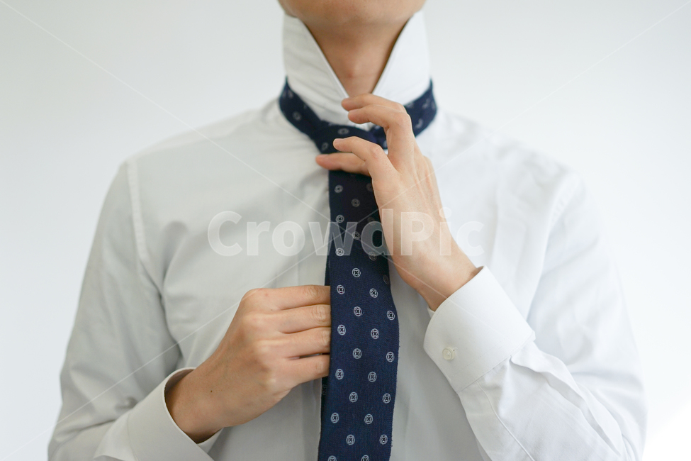 셔츠,와이셔츠,정장,넥타이,tie,apparel,남성,남자,옷,의류,화이트셔츠,사람,인물,인간,human,person,남성,남자,man,male,비즈니스,사업,business,service,work