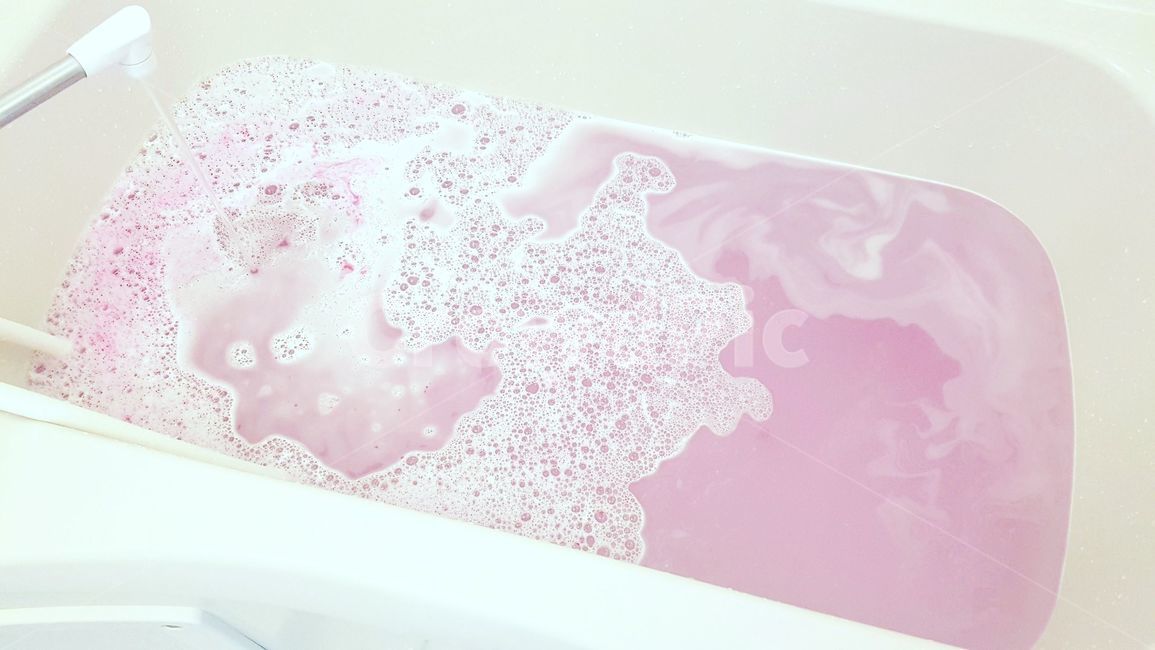 pink,분홍색,핑크,핑크워터,욕조,물,water,bathtub,bath
