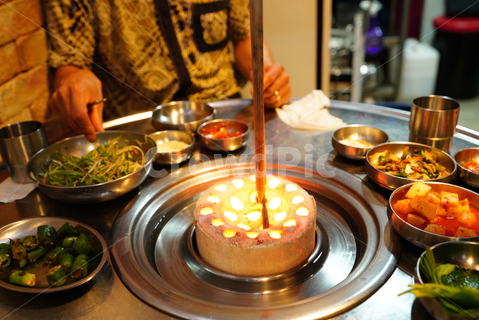 식사,연탄,불,먹방,음식,음식,식재료,요리,food,cook,meal,dishes,food reserves,한식,한국음식,한국요리,korean food,korean dishes,korean meal,korean cook