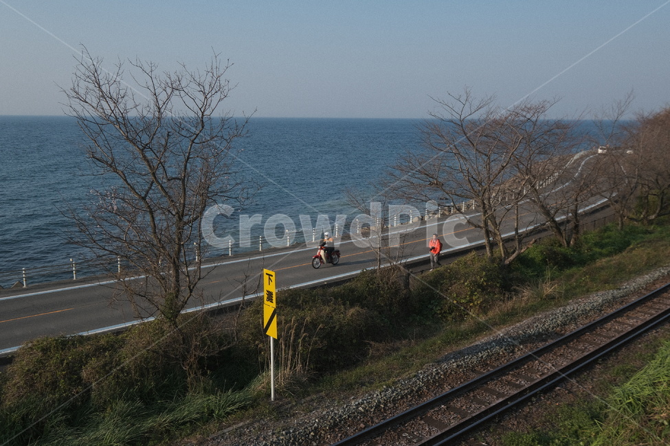 철길,바다,열차,railroad,sea,교통,교통수단,traffic,transportation