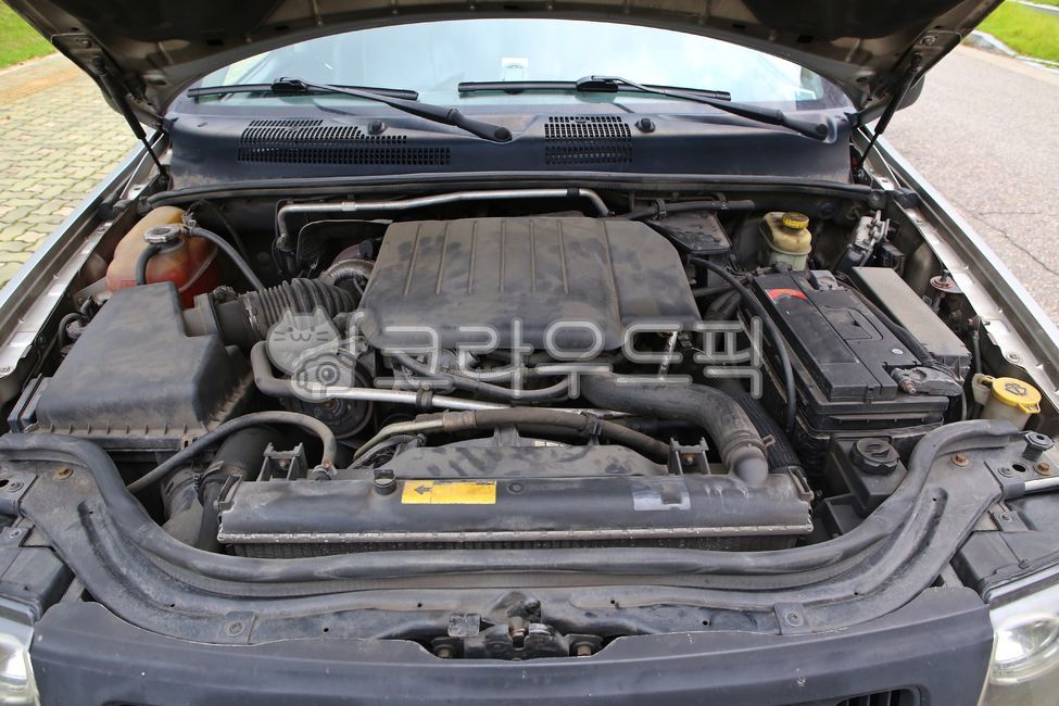 디젤엔진,자동차엔진룸,자동차정비,자동차고장,카센타,자동차배터리,engineroom,diesel,dieselengine,carmaintenance,diy,자가정비,mechanic,정비사,자동차공업소,carrepair