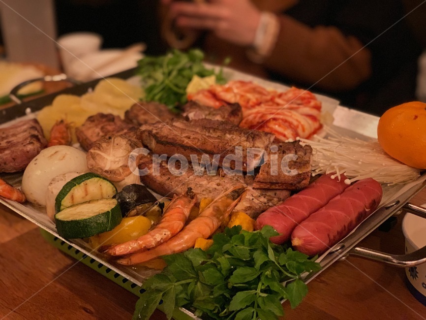 음식,삼겹살,바베큐,파티,모임,음식점,캠핑