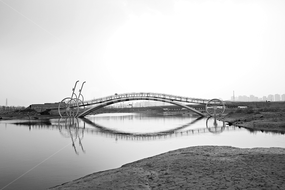 미생의다리,다리,생태공원,배경,풍경,흑백,모노톤,monochrome,black and white,건축물,건물외관,exterior,building,structure,architecture,construction