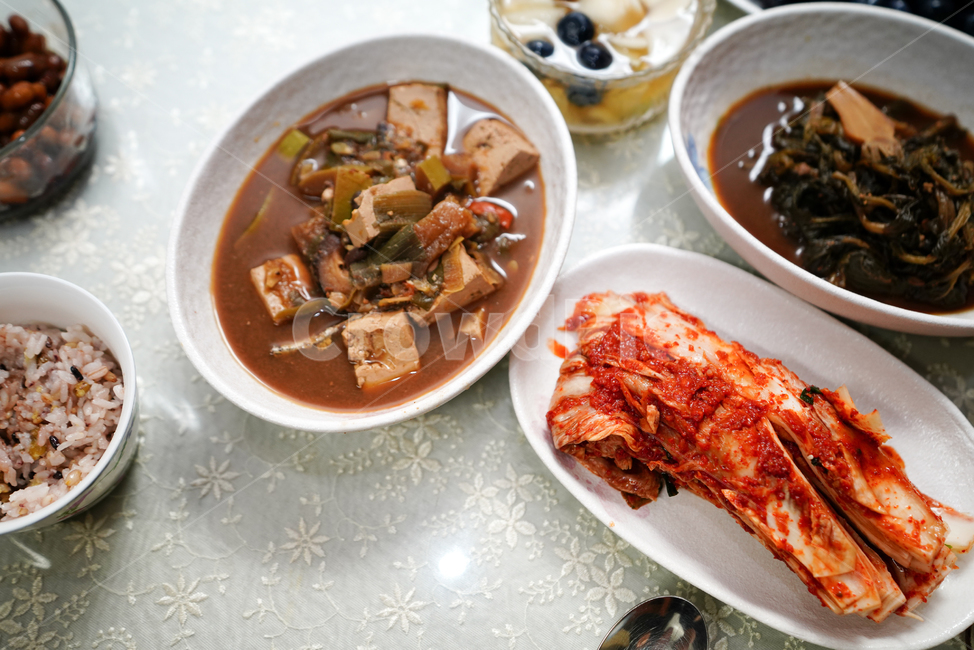 김치,한식,한국음식,한국,전통,집밥,반찬,고춧가루,매운맛,고추,빨강,red,식사,음식,식재료,요리,food,cook,meal,dishes,food reserves,한식,한국음식,한국요리,korean food,korean dishes,korean meal,korean cook
