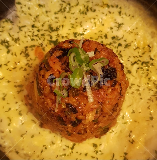 볶음밥,계란,후라이,비빔밥,김치볶음밥,음식사진,먹스타그램,오늘의메뉴,맛집,맛집추천,음식기록,일상기록,푸드스타그램,음식스타그램,미식,한끼식사,외식메뉴,집밥,요리사진,플레이팅,푸짐한한상,맛있는한끼,식사시간,맛집투어,먹방,식단관리,야식,점심메뉴,저녁메뉴,간식타임,푸드사진,일상공유,음식취향,한식양식,음식,식재료,요리,food,cook,meal,dishes,food reserves,한식,한국음식,한국요리,korean food,korean dishes,korean meal,korean cook