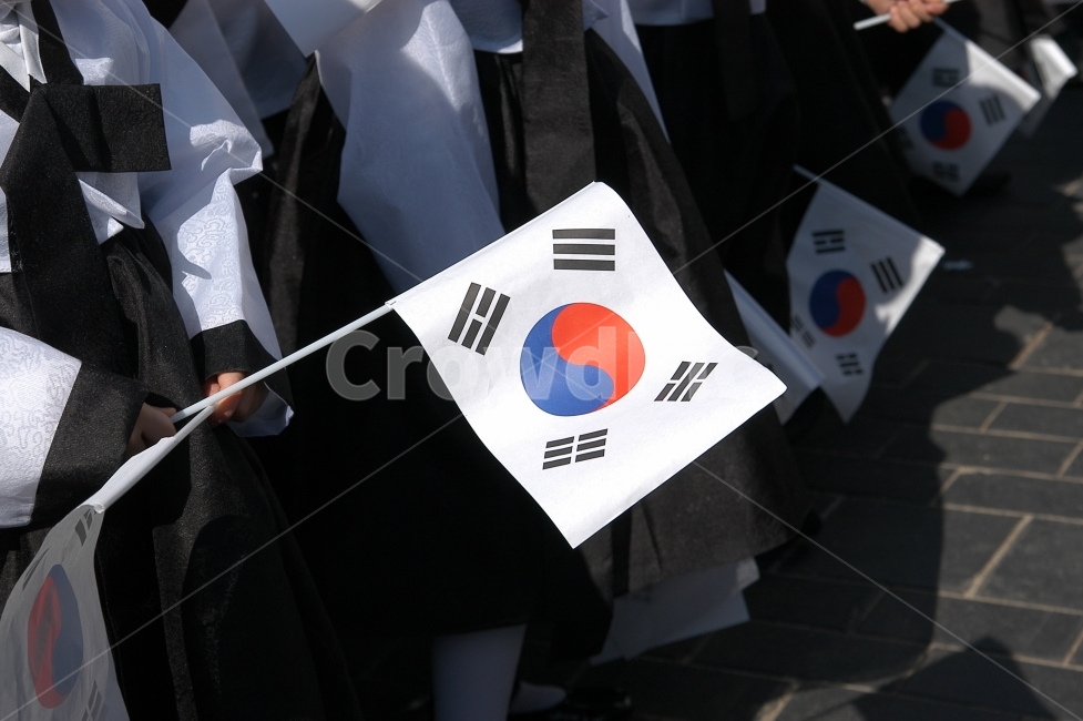 태극기,31운동,31절,한복,독립,대한독립만세,한국,대한민국,국기,일제시대,독립운동,애국,애국자,사람,단체,삼일운동,삼일절,한국전통,한국문화,korean traditional,korean culture,한복,한국전통의상,hanbok,korean traditional clothes,사람,인물,인간,human,person,기념일,축하,anniversary,congratulation,celebrate,celebration