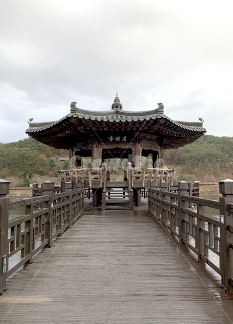 난간,railing,안동,월영교,다리,bridge,나무,wood,pier