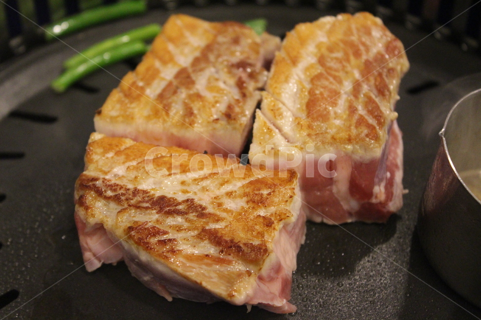 고기,돼지고기,삼겹살,회식,음식,음식,식재료,요리,food,cook,meal,dishes,food reserves,육류,고기,meat,한식,한국음식,한국요리,korean food,korean dishes,korean meal,korean cook