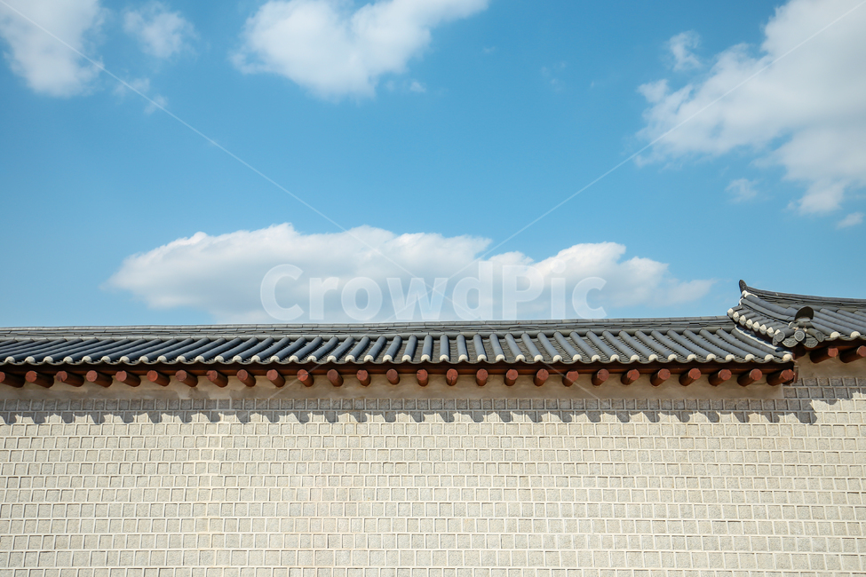 roof,지붕,하늘,기와,한국전통,돌담,돌,푸른하늘,구름,풍경,그림자,건축물,건물,architecture,landscape,sky,clouds,building