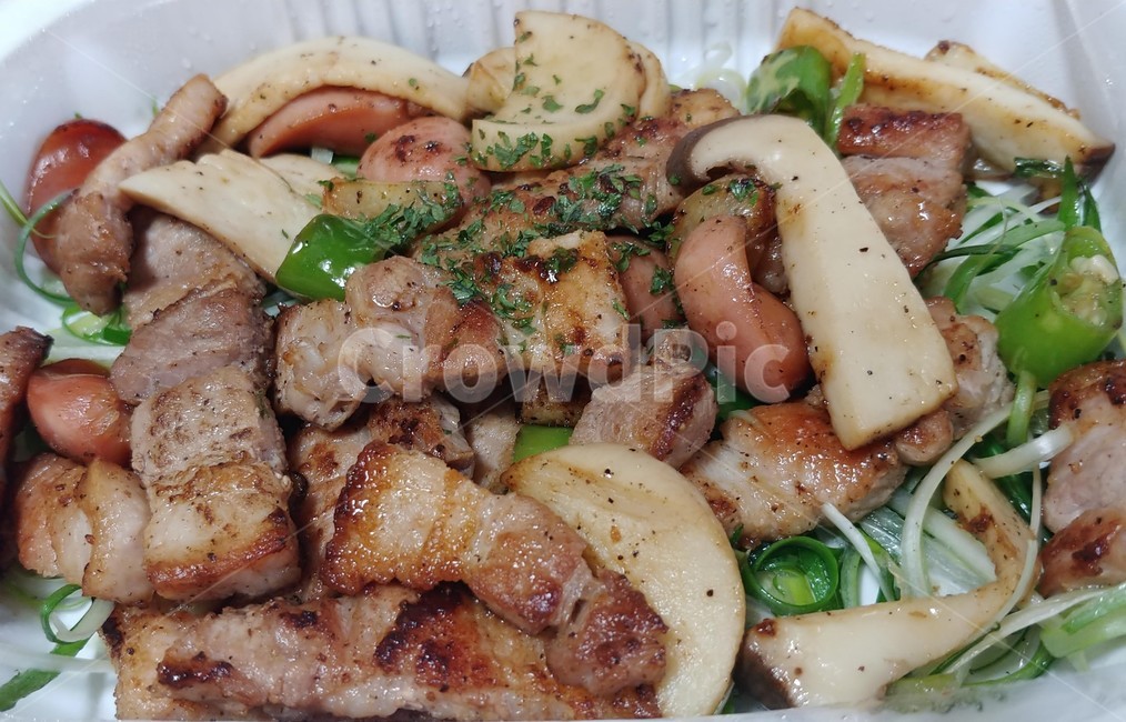 돼지고기,삼겹살,채소,버섯,음식,식사,배달,반찬,pork,bbq,porkbelly,sidedish,고기,요리,음식,식재료,요리,food,cook,meal,dishes,food reserves,육류,고기,meat,한식,한국음식,한국요리,korean food,korean dishes,korean meal,korean cook