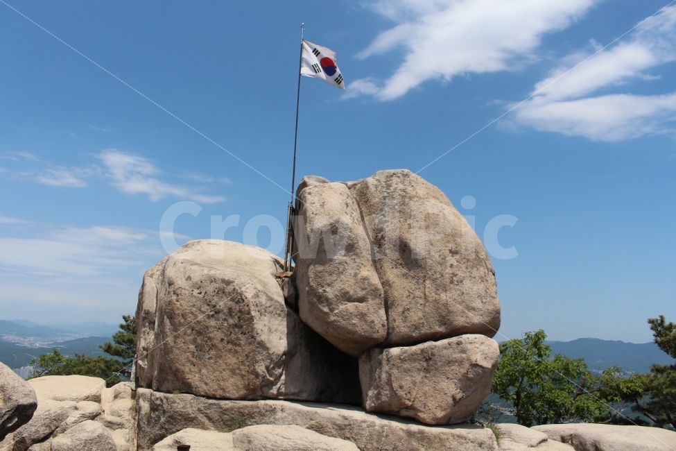 서울,수락산,주봉,등산,하늘,구름,자연,풍경,nature,landscape,flag,깃발,symbol,상징