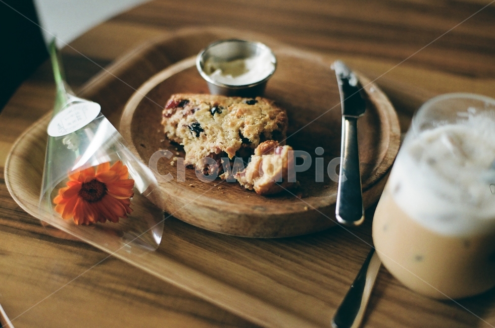 카페,커피,스콘,디저트,꽃,디저트,간식,후식,dessert,snack,커피,카페,coffee,cafe