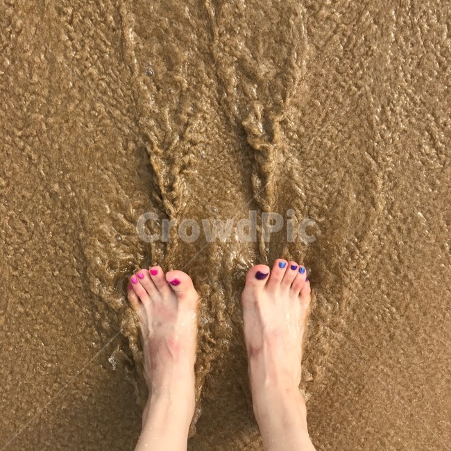 발,모래,파도,네일,여름,시원함,청량감,summer,여름,계절,summer,season,해변,바다,beach,sea,사람,인물,인간,human,person,신체일부,몸,body,여행,휴가,traveling,vacation,trip,뷰티,미용,beauty treatment