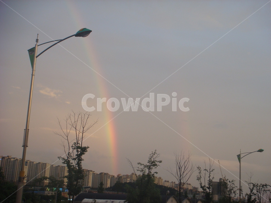 무지개,미세먼지,도로,가로등,하늘,도시,풍경,city,landscape,한국도시풍경,한국도시경관,korea cityscape,nature,자연