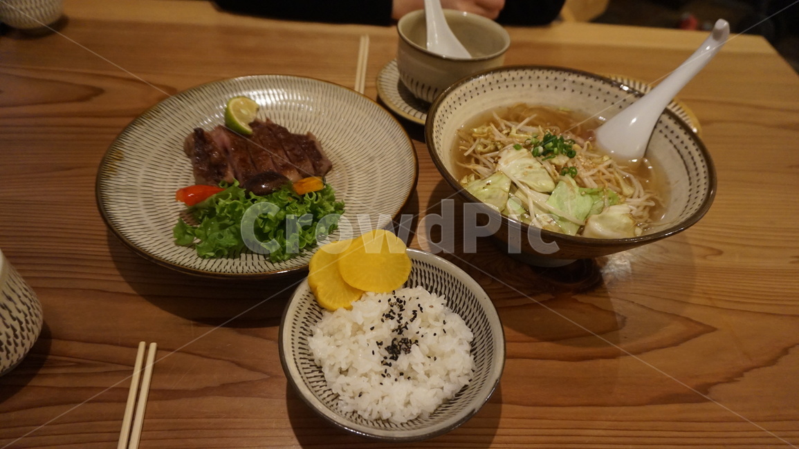 일식,한끼,배고품,규동,단무지,dish,요리,meal,식사,food,음식,bowl,사발,음식,식재료,요리,food,cook,meal,dishes,food reserves
