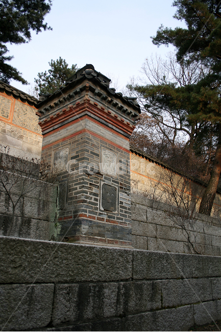 창덕궁,대조전,아미산,굴뚝,내전,한국의궁,세계문화유산,문화유산,한국,한국전통,한국문화,korean traditional,korean culture,건축물,건물외관,exterior,building,structure,architecture,construction
