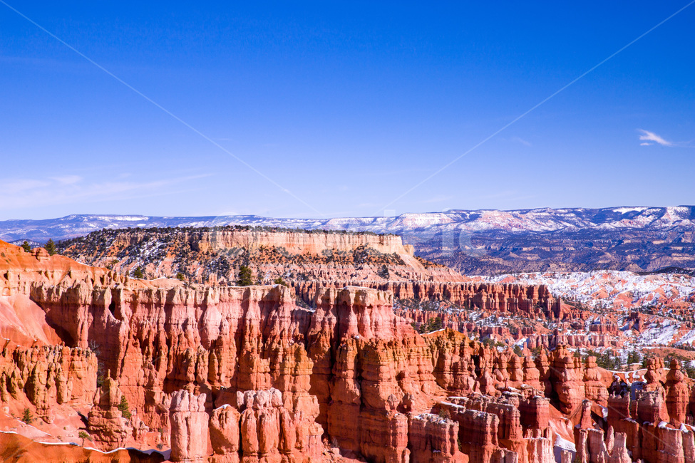 famous,america,bryce,brycecanyon,brycecanyonnationalpark,canyon,erosion,geology,hoodoo,landmark,landscape,national,nature,orange,park,red,rock,scenic,sky,snow,southwest,tourism,usa,utah,view,미국,유타,브라이스캐년,눈,겨울,자연,산