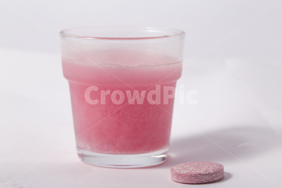 비타민,발포,발포비타민,비타민c,영양제,다이어트,약,기포,핑크색,물,물컵,음료수,drink,beverage