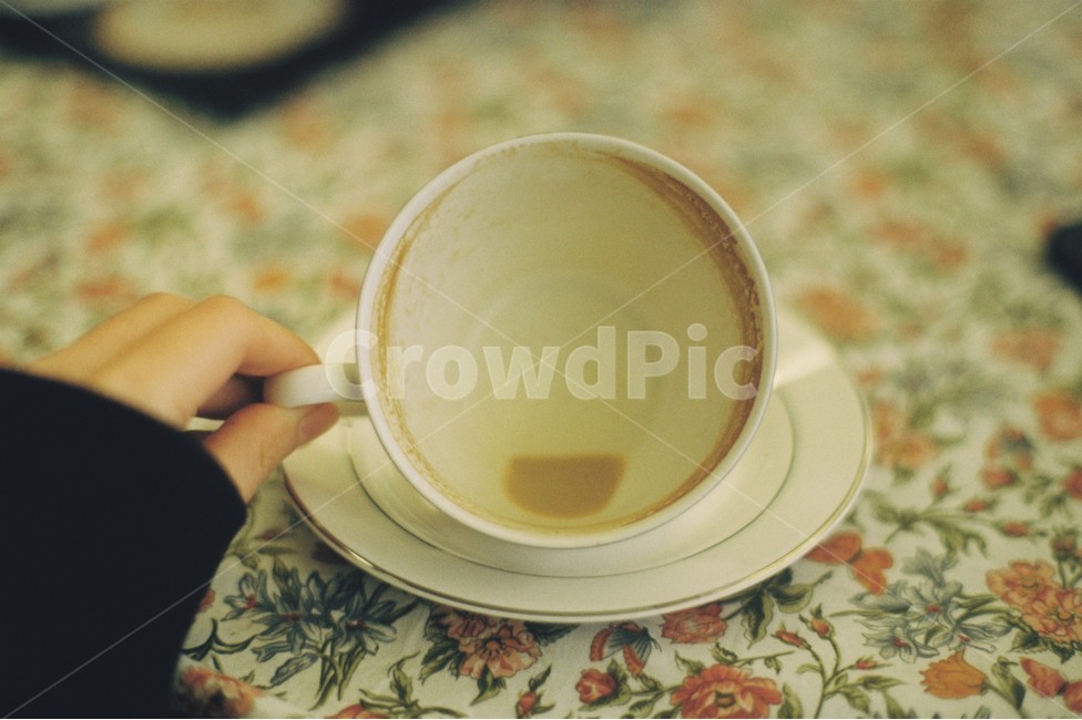 커피잔,빈잔,빈커피잔,라떼,커피숍,다마신커피,필름카메라,감성사진,커피,카페,coffee,cafe