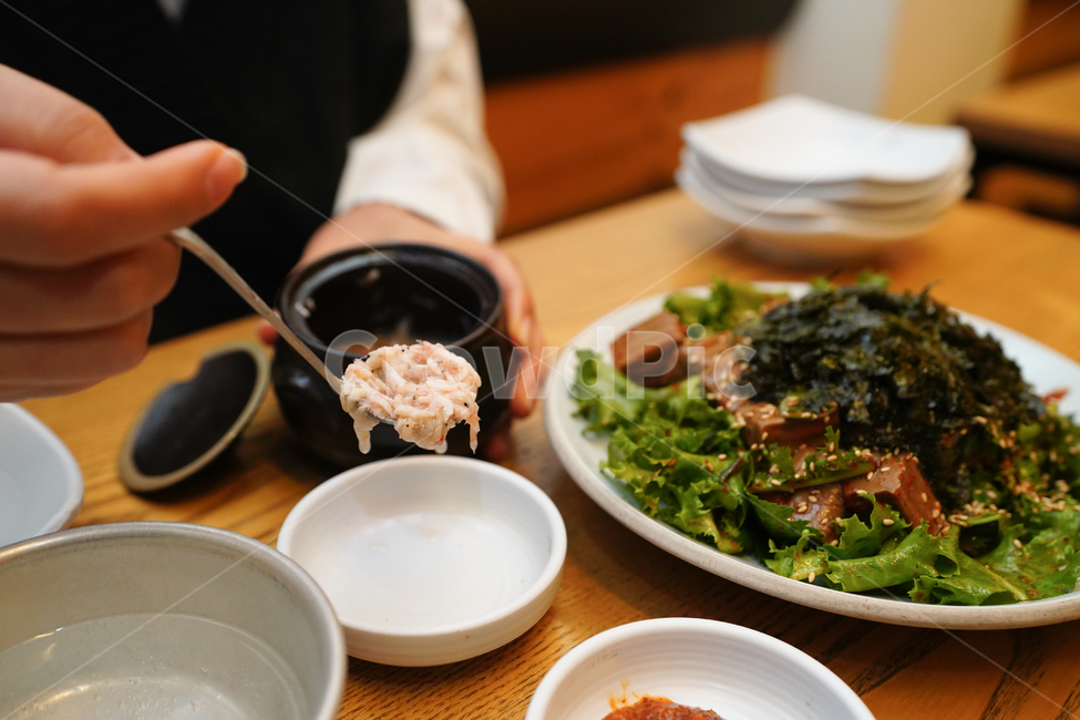 도토리묵,음식,안주,새우젓,젓갈,한식,식사,푸드,음식,식재료,요리,food,cook,meal,dishes,food reserves,한식,한국음식,한국요리,korean food,korean dishes,korean meal,korean cook