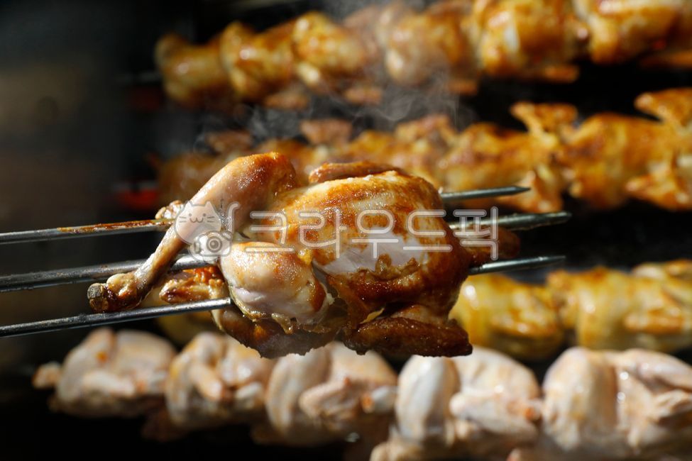 닭고기,바베큐,통닭,고기,음식,요리,닭요리,보양음식,건강식품,건강식,보양식,닭,먹거리,맛있는,식사,chicken,bbg,chickin,meat,food,cooking,chickendish,healthfood,nourishingfood,meal,healthyfood,nourishing,delicious,음식,식재료,요리,food,cook,meal,dishes,food reserves