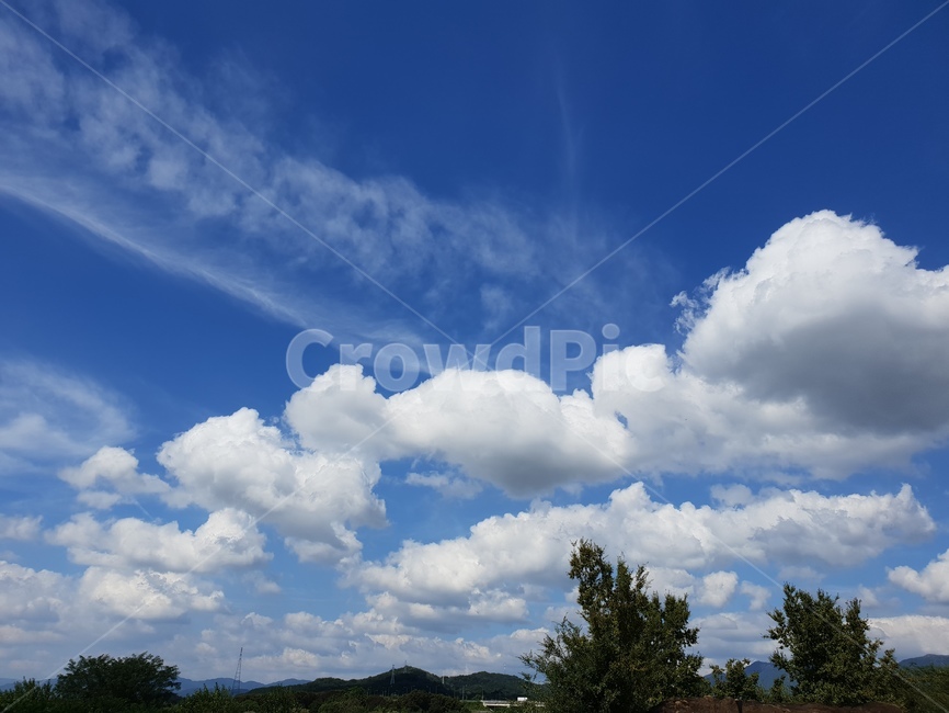 nature,자연,푸른하늘,azuresky,sky,하늘,cloud,날씨,cumulus,구름,가을,가을하늘,자연,풍경,nature,landscape,outdoors,옥외,azure sky,푸른 하늘,weather,적운