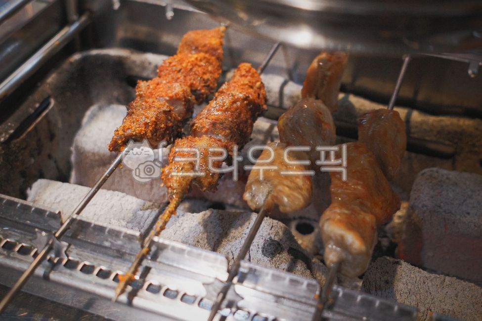 양꼬치,양고기,꼬치류,꼬치구이,꼬치,바베큐,숯불,숯불구이,고기,음식,요리,food,meal,양,육류,lamb,foddreserves