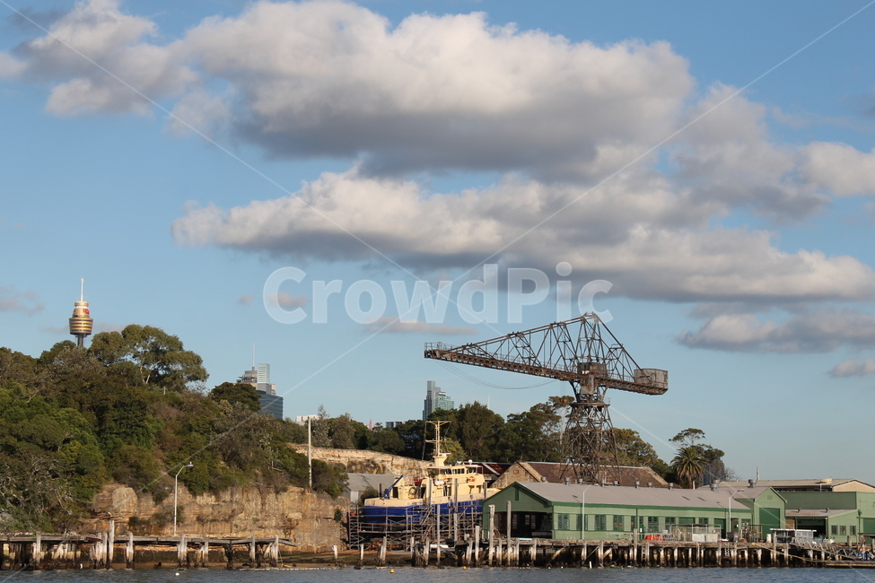 바다,sea,sky,bluesky,하늘,푸른하늘,파란하늘,구름,cloud,clouds,sydney,시드니,constructioncrane,건설크레인,부두,warf,선착장,코카투,코카투섬,cokatoo,cokatooisland