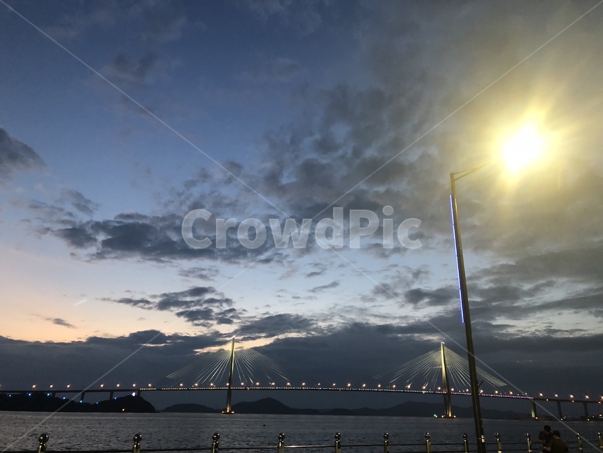 저녁,저녁하늘,가로등,구름,파랗다,야경,밤,풍경,nightscape,night,landscape,light,빛,flare,플레어