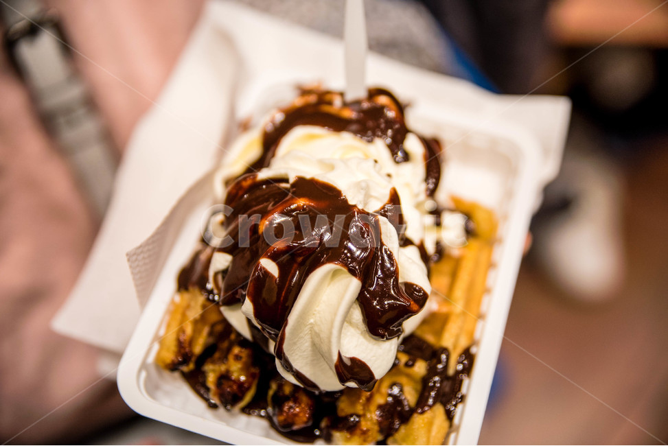 와플,브뤼셀,벨기에,벨기에와플,waffle,belgium,초코크림와플,chocolatecreamwaffle,creamwaffle,음식,식재료,요리,food,cook,meal,dishes,food reserves,디저트,간식,후식,dessert,snack